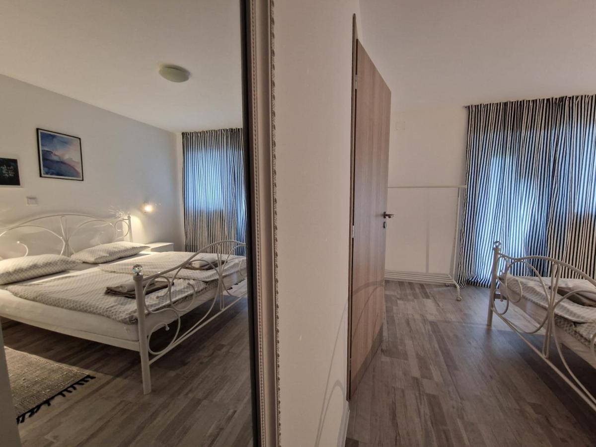 Apartman Castle Tusilovic Εξωτερικό φωτογραφία